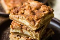 Cinnamon Dream Cheesecake Bars