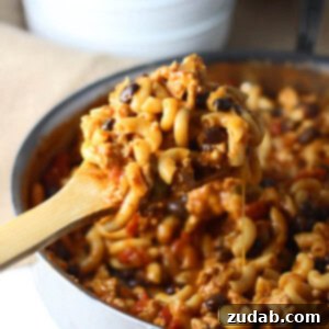 Wholesome One-Pan Chili Mac 2 one pot skinny chili macaroni ohsweetbasil.com