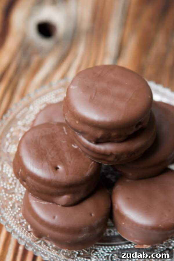 Easy 3 Ingredient Twix Ritz ohsweetbasil.com Easy 3 Ingredient Twix Ritz ohsweetbasil.com