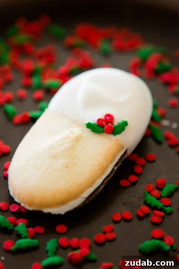 Discover the simplicity and charm of White Chocolate Dipped Mint Milanos – a beautiful and delightful dessert. ohsweetbasil.com White Chocolate Dipped Mint Milanos are an easy and elegant treat, perfect for any occasion. These festive cookies combine crisp Mint Milanos with a luxurious white chocolate coating, making them both delicious and visually appealing. ohsweetbasil.com
