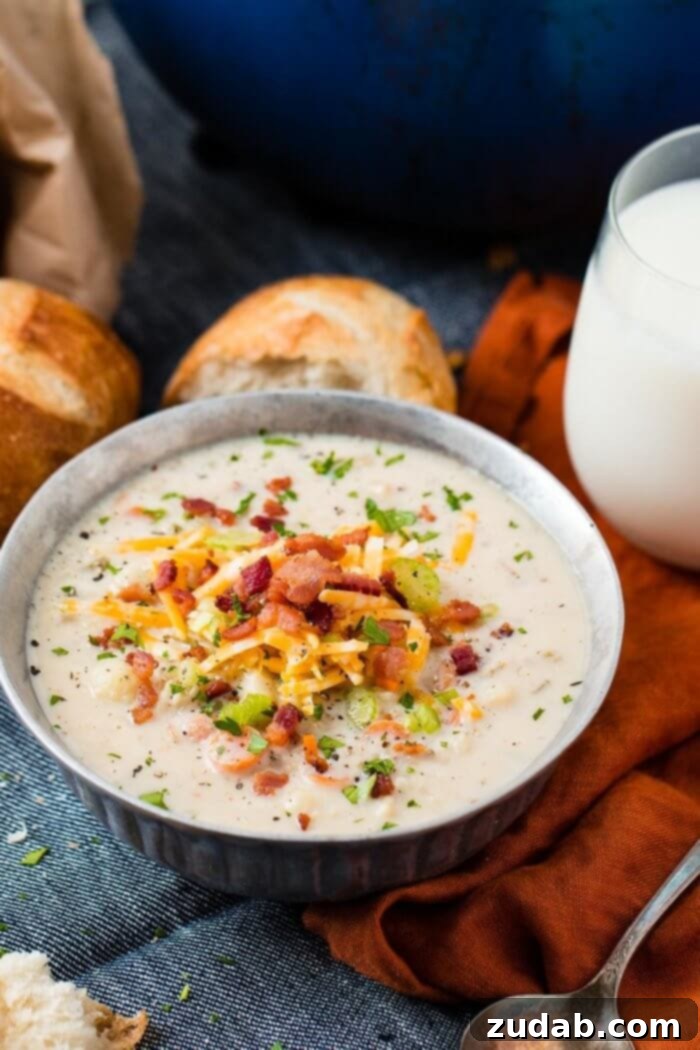 Easy One Pot Cauliflower Chowder 3 Move over, corn chowder and back it up, loaded baked potato soup, this one pot cauliflower chowder is the best fall soup this year! ohsweetbasil.com