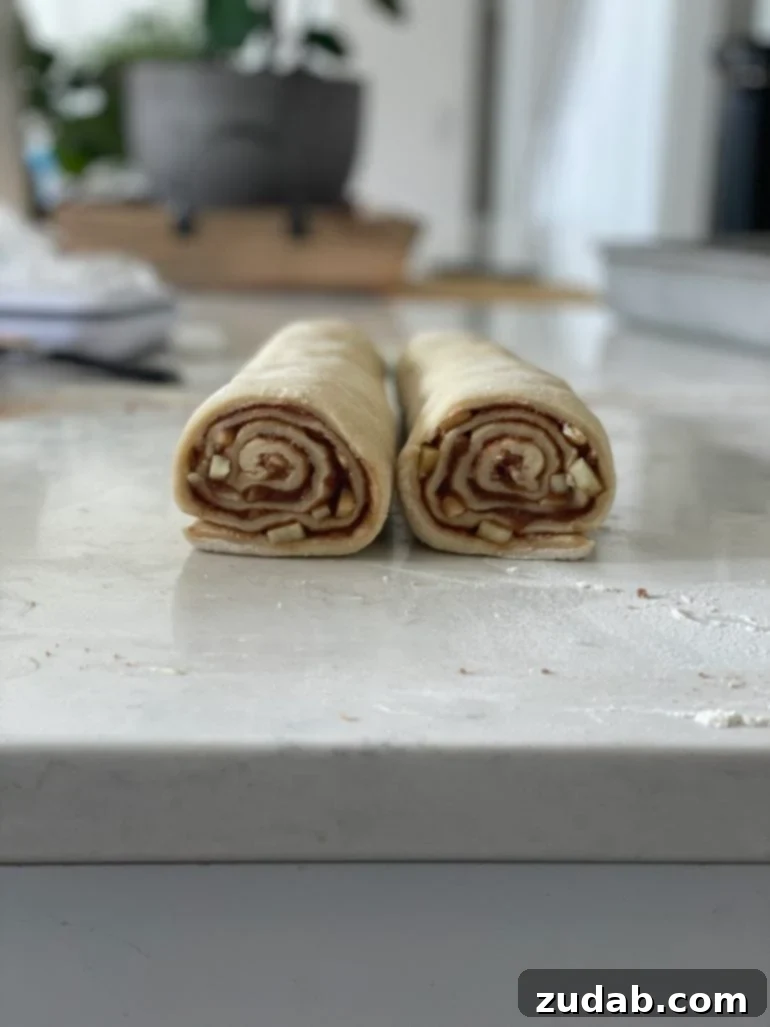Gloriously Sticky Apple Cinnamon Rolls 4 img 79682 9