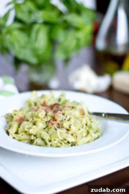 Effortless 5-Ingredient Steak Skillet 8 15-Minute Pesto Pasta: A Quick and Flavorful Weeknight Dinner Idea